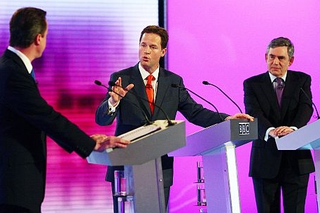 Debata v Birminghamu.